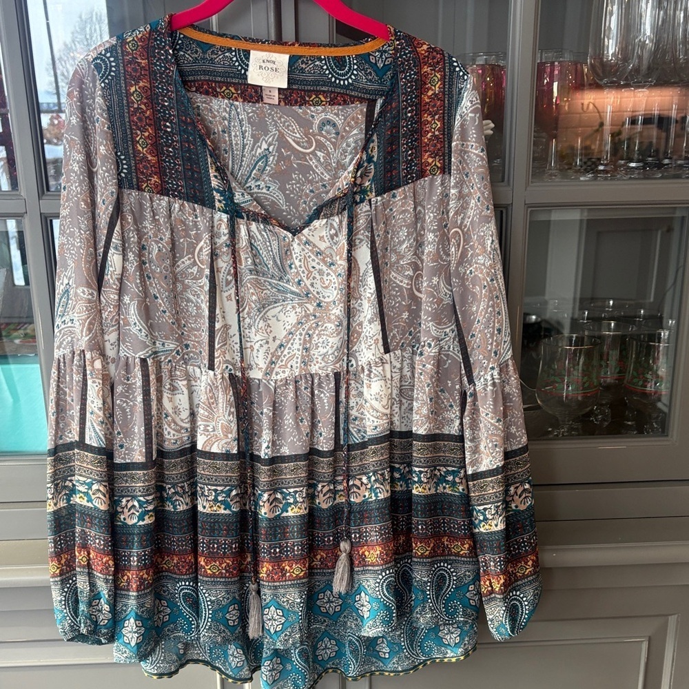 Knox Rose Paisley Boho Peasant top